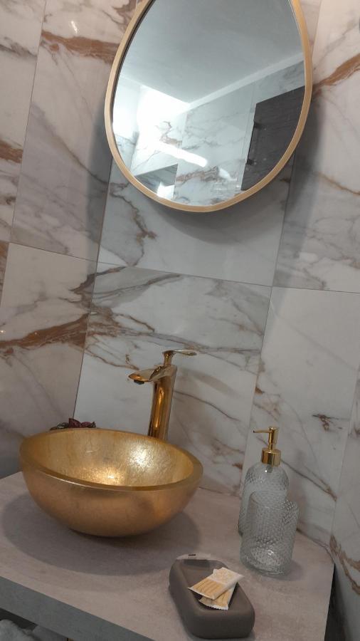 La Dimora Di Re Idomeneo Bed & Breakfast Lecce Dış mekan fotoğraf