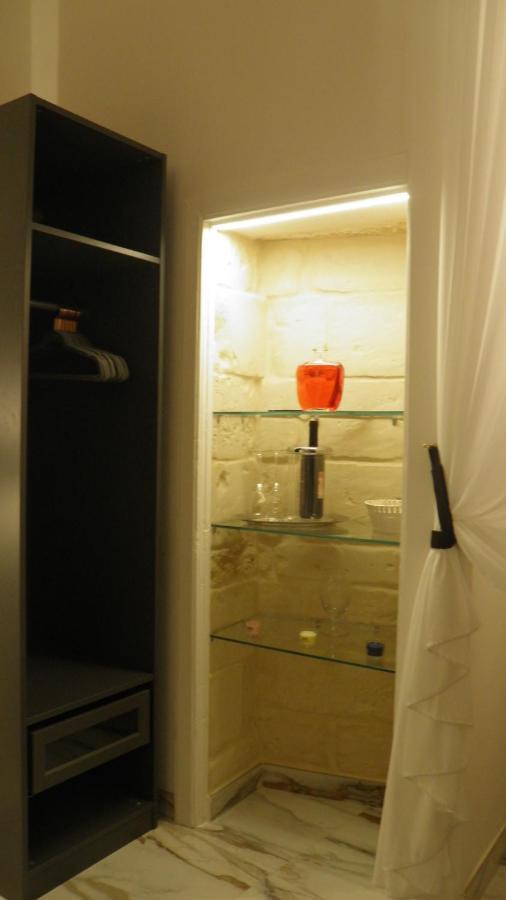 La Dimora Di Re Idomeneo Bed & Breakfast Lecce Dış mekan fotoğraf