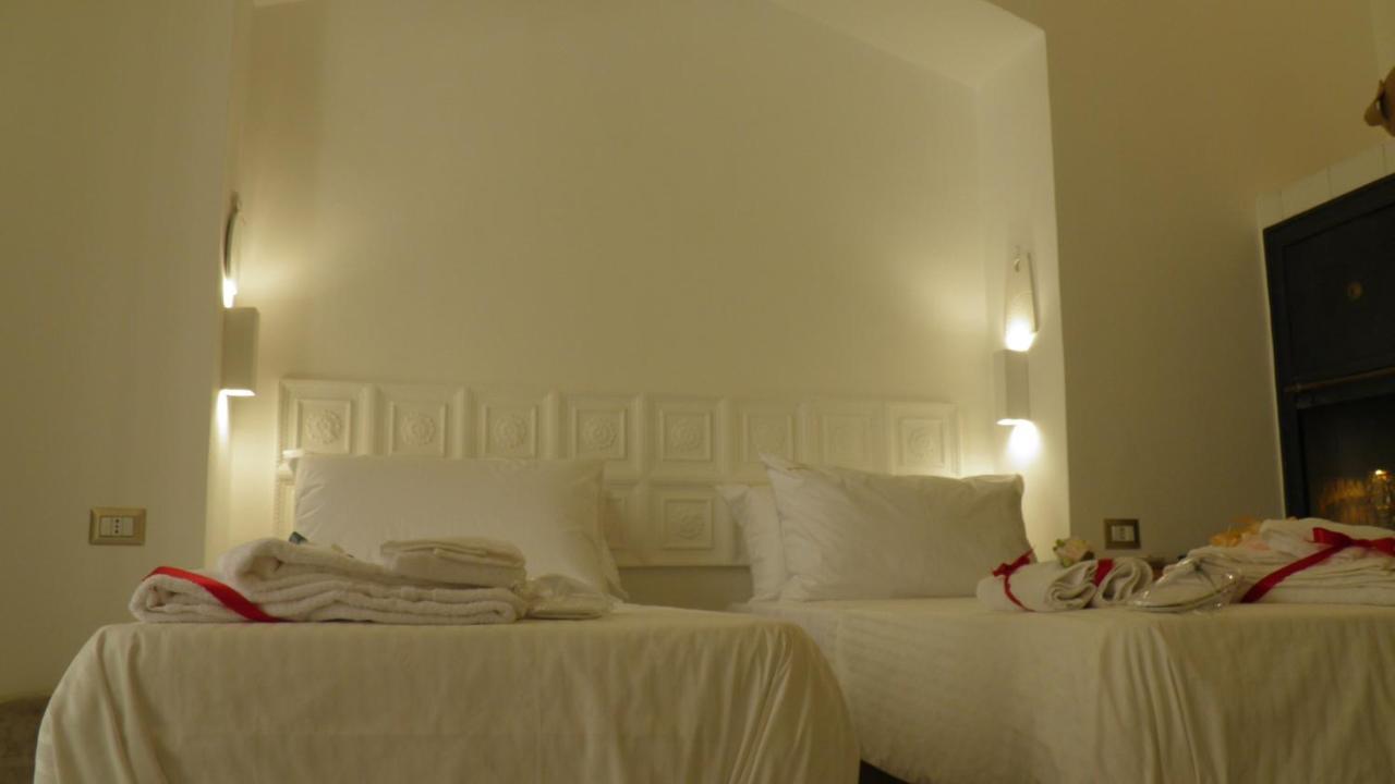 La Dimora Di Re Idomeneo Bed & Breakfast Lecce Dış mekan fotoğraf