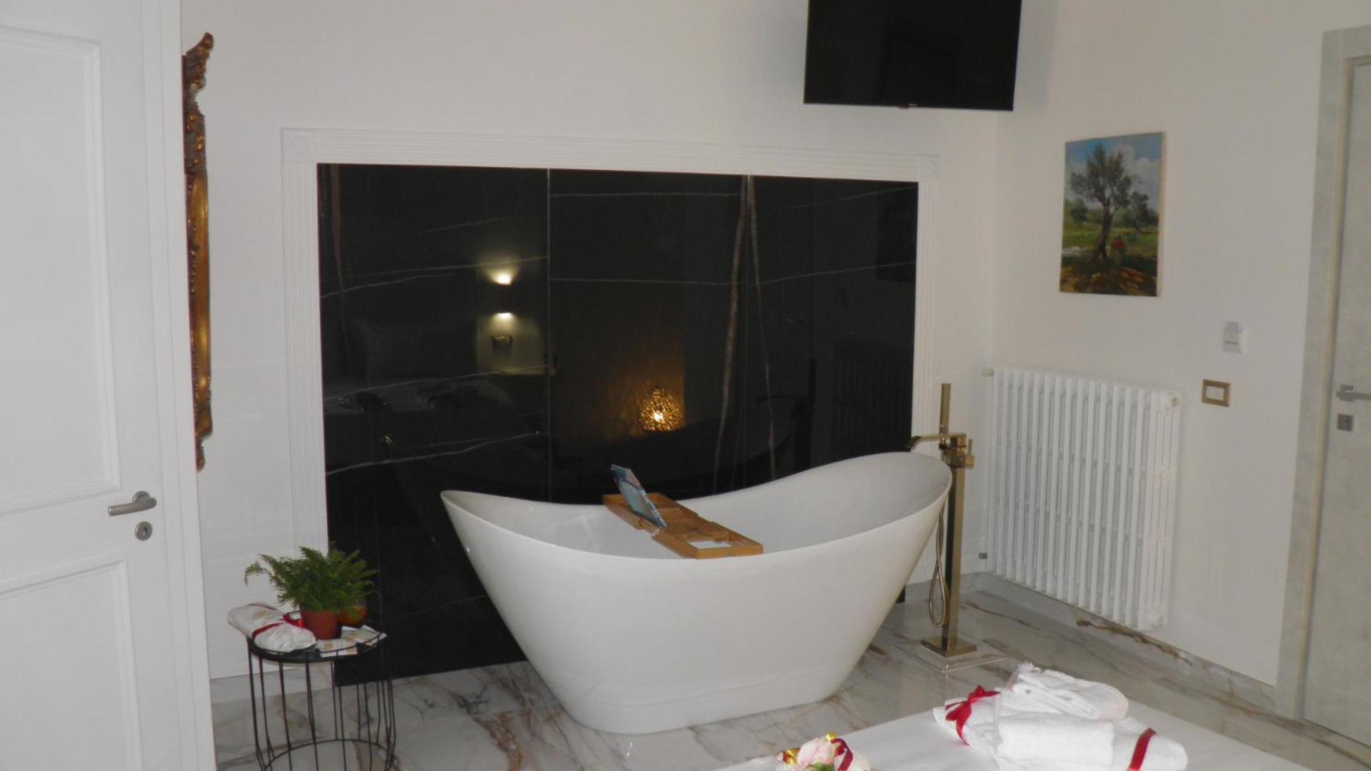 La Dimora Di Re Idomeneo Bed & Breakfast Lecce Dış mekan fotoğraf